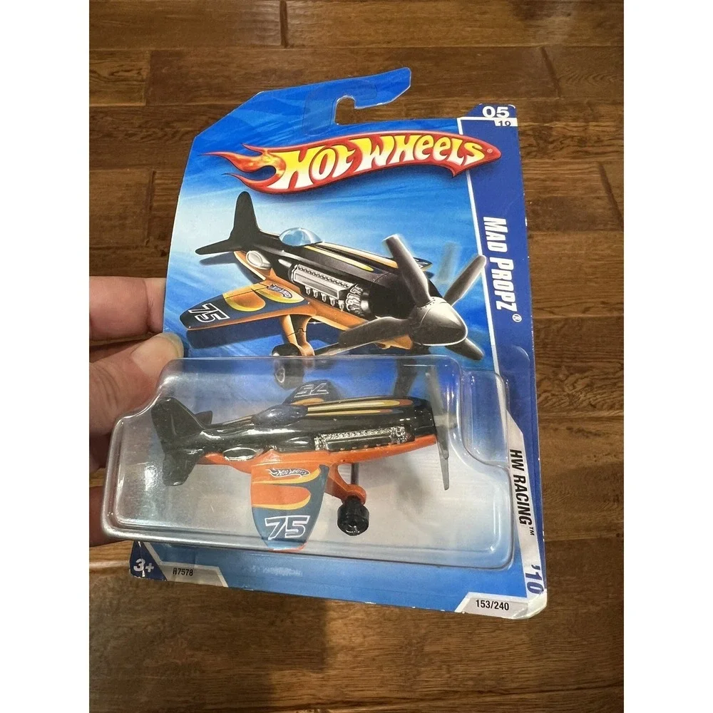2010 Hot‎ Wheels 1/64 Diecast HW Racing Blue Mad Propz Plane NIP